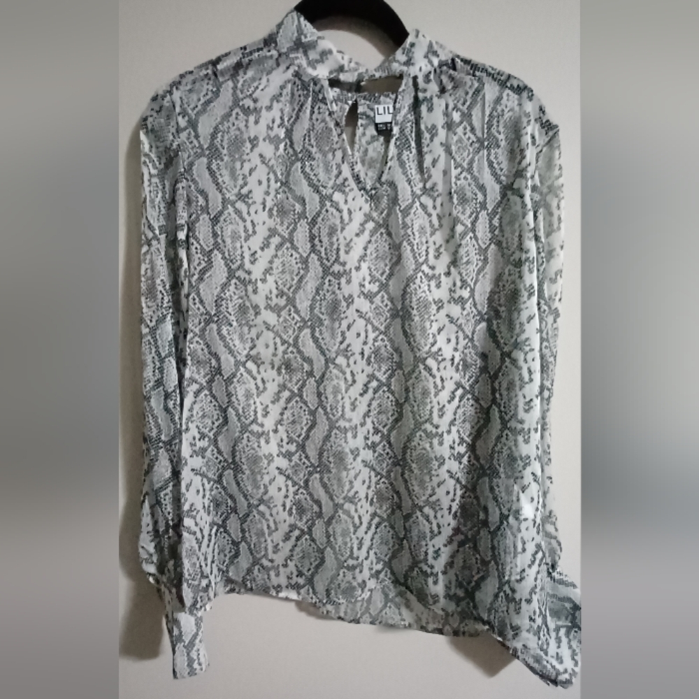 Lily Monochrome Patterned Top